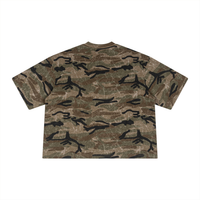 T-shirt unisexe coupe carrée à motif camouflage